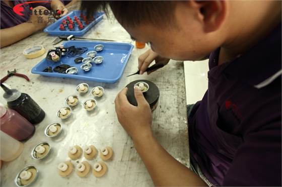 揚(yáng)聲器不同部位膠黏劑選擇 揚(yáng)聲器不同部位膠黏劑選擇