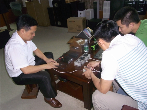 送給毅廷喇叭廠的銷售人員！