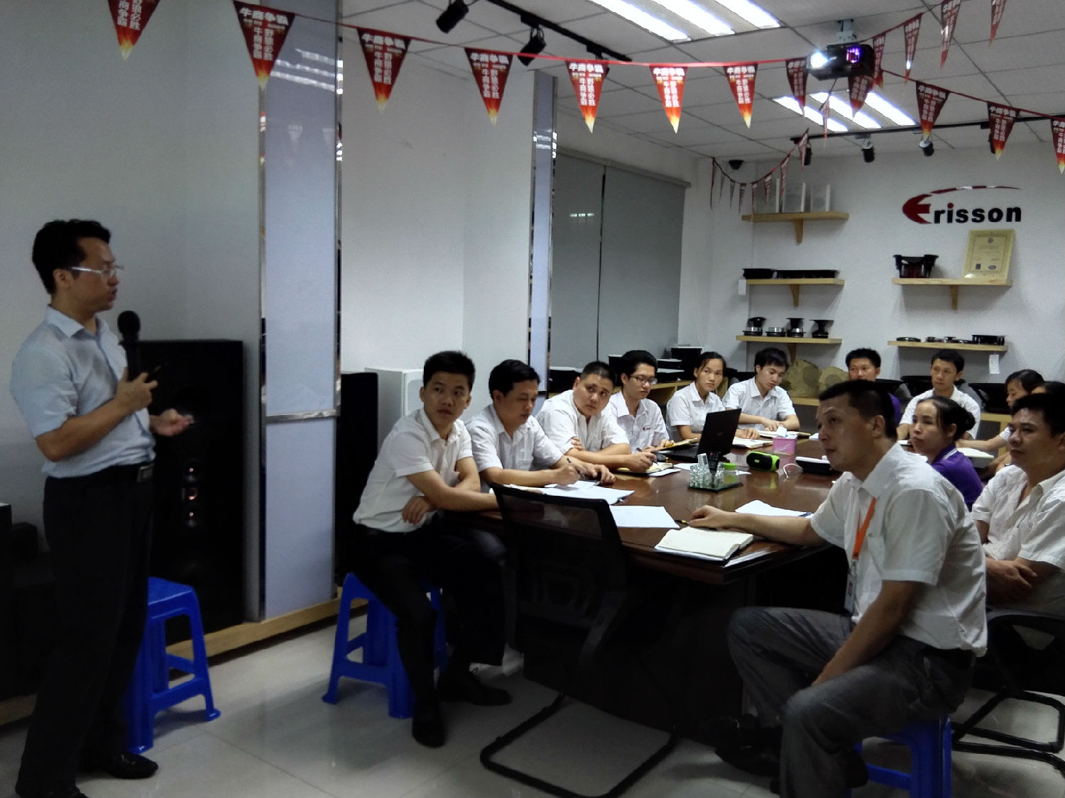 優(yōu)質喇叭廠家會議圖